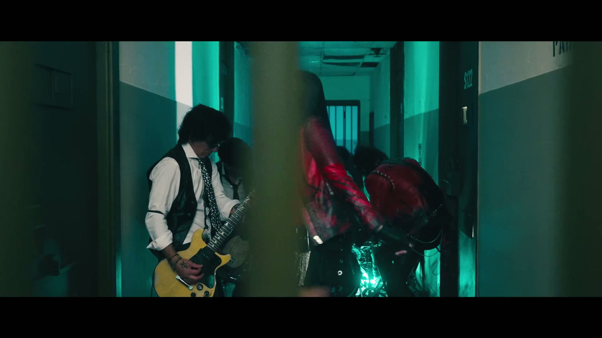Daniela Milagros - PSYCHO KILLER (Official Video)